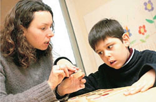 자폐증은 조기진단이 가능한 장애이며, 조기교육이 가장 효과적인 치료다.